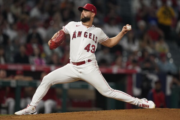 Angels pitcher Patrick Sandoval leaves start vs Texas in 4th